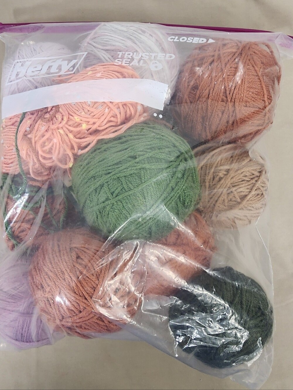 Yarn Lot of 11 Skeins Assorted Colors Acrylic Craft Knitting Crochet - Picture 6 of 6